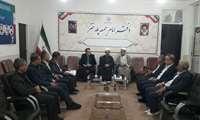  دکتر امیری با امام جمعه دیدار کرد