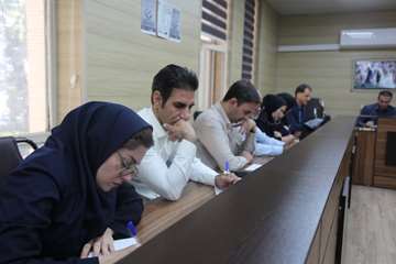 نشست عملیاتی‌سازی نظام ارجاع الکترونیک برای بیماران حوزه روستایی 