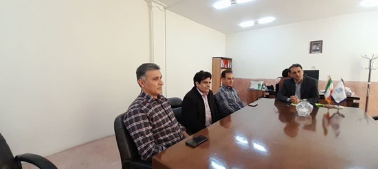 بررسی مشکلات حوزه فناوری اطلاعات مجتمع دانشگاهی پردیس کمالوند  