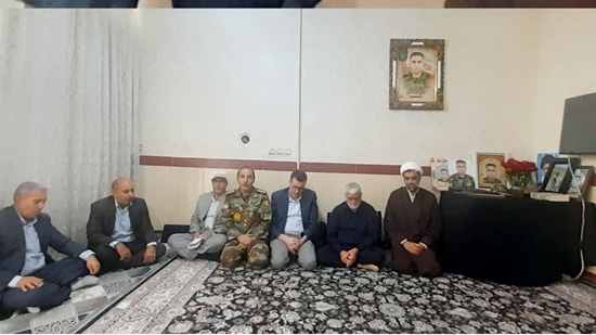 دیدار با خانواده شهید وره زردی 