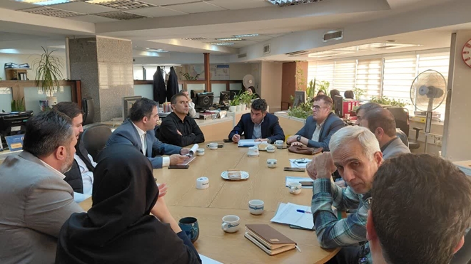  برگزاری نشست بررسی وضعیت بیمارستان نیایش خرم آباد 