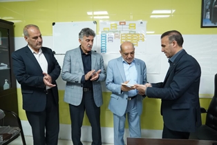 قدردانی معاون درمان دانشگاه  از خدمات ارزشمند موسسه محکم در درمان کودکان الیگودرز
