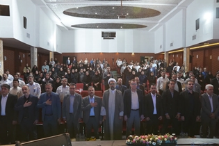 برگزاری آئین گرامیداشت روز پرستار و تجلیل از پرستاران نمونه استانی 